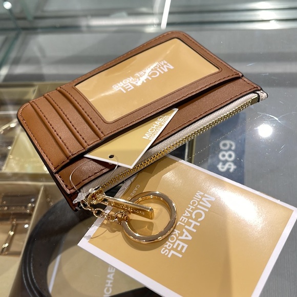 MICHAEL KORS JET SET TRAVEL SMALL TOP ZIP COINPOUCH WITH ID CARD VANILLA 
NWT - Picture 6 of 16